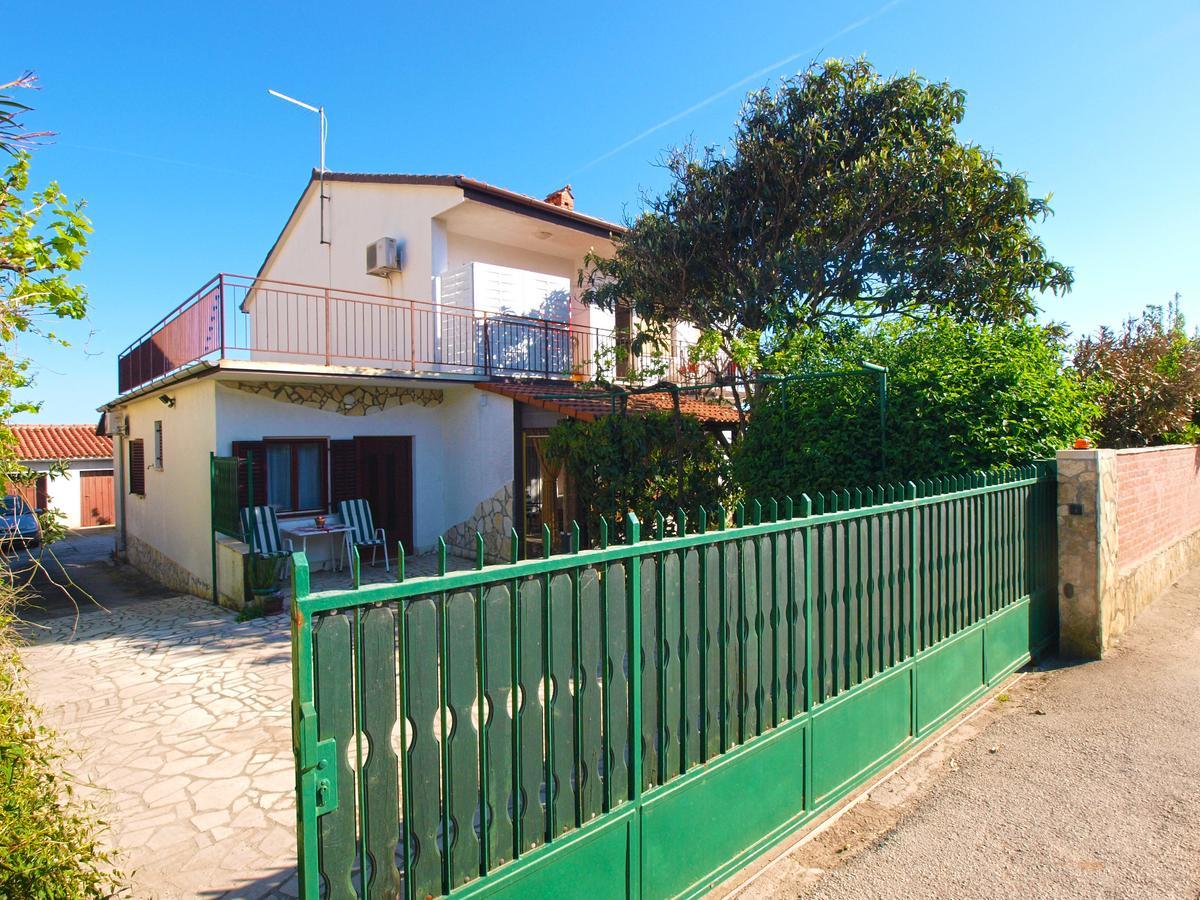 Apartments Luciano 1576 Ližnjan Exterior foto
