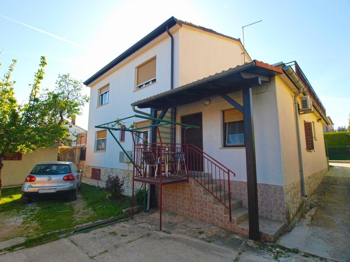Apartments Luciano 1576 Ližnjan Exterior foto